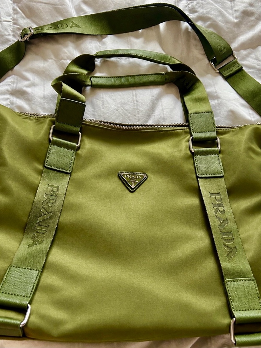 Prada Tessuto nylon shoulder tote bag in Olive Green color. ONLY USED ONCE. - Picture 4 of 14
